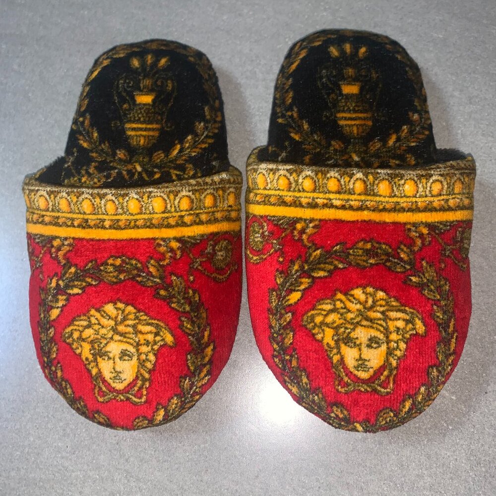 VERSACE WOMENS MEDUSA BAROQUE HOUSE SLIPPERS SMALL 5/6US